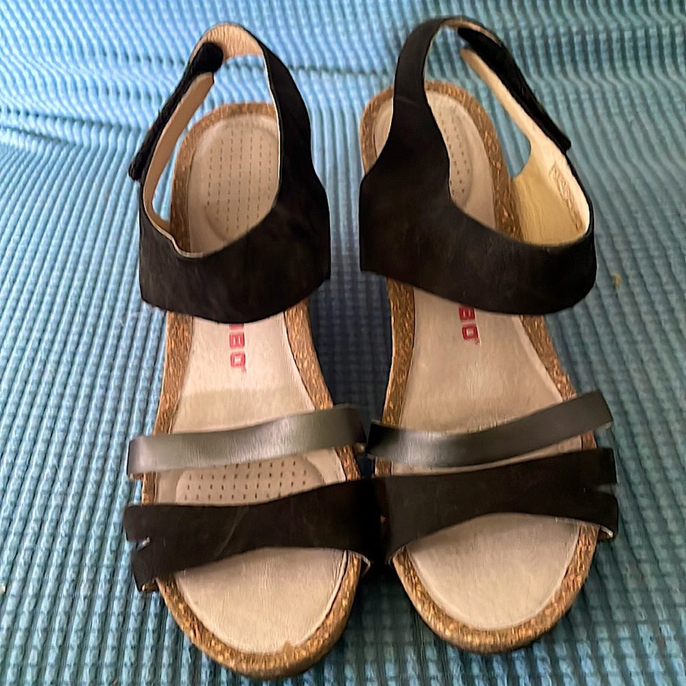 Sexy Tsubo Wedges